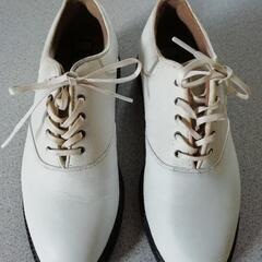 取引中　ナイキ　ゴルフシューズ23cm