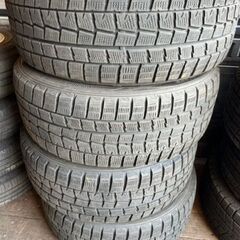 在庫処分【格安】215/50R17　ダンロップ　WM01　 4本 スタッドレスタイヤ 2013年製