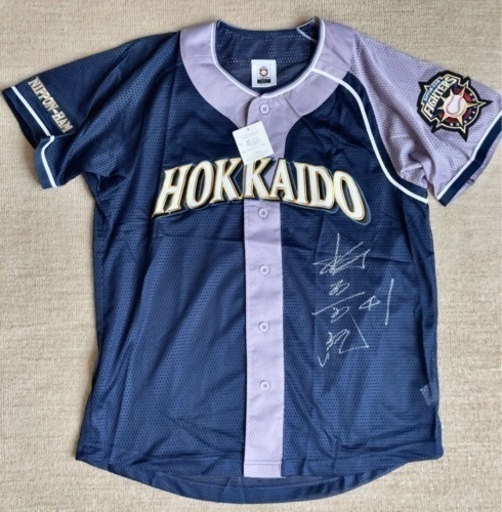 (値下げ予定なし)未使用品！北海道日本ハムファイターズ　稲葉篤紀選手　レプリカユニフォーム