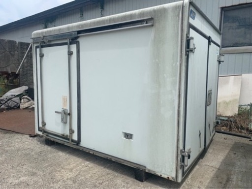 No.645 保冷バン　軽トラ　仕様　車　アルミ 箱 バイク 倉庫 トラック コンテナ 米 保管庫 物置 DIY