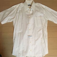 シャツ（白）