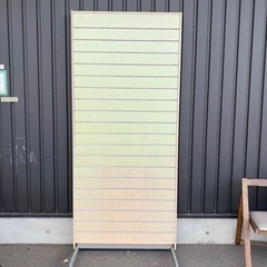 店舗什器　リスタ　壁面タイプ