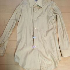 アイボリーシャツ二枚