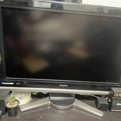 SHARP AQUOS テレビ 32インチの画像