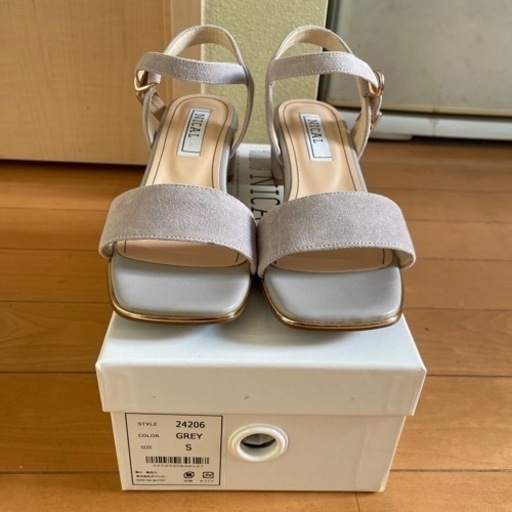 一回使用のみ　今期レディースサンダルSサイズ