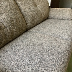 ● ソファー、2〜3人掛け、倉庫保管でほぼ使用なしの美品、の画像