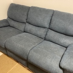 三人掛けソファー