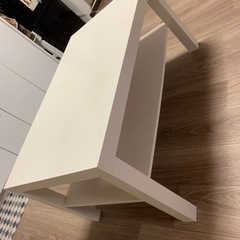 テーブル