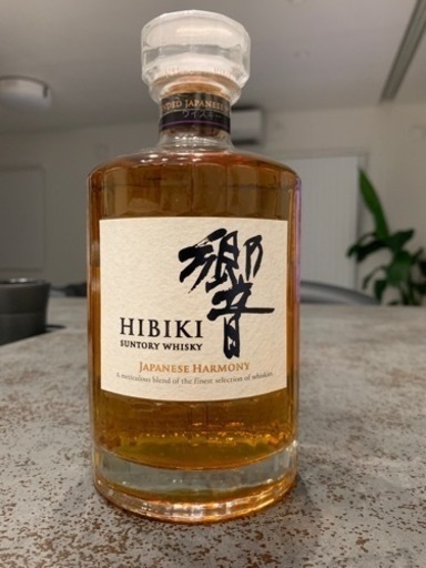 サントリー　響 ジャパニーズハーモニー  1 本 700 ml