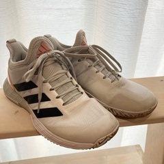 adidas アディダス　テニスシューズ　23.5cm
