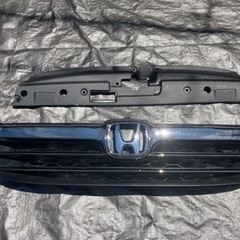ホンダステップワゴン rg1 フロントグリル