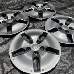 ホンダステップワゴンRG1 純正ホイールカバーの画像