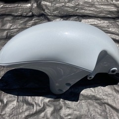 GSX1300R 隼　純正フロントフェンダーの画像
