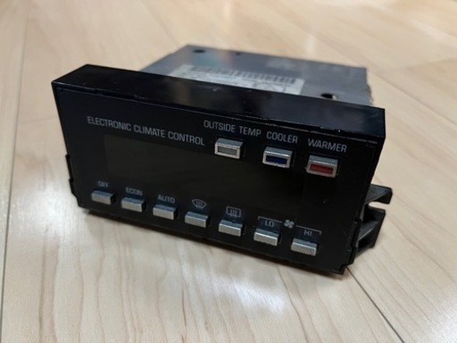 【ジャンク品】キャデラック フリートウッド ブロアム 91.92用 エアコンスイッチ パネル