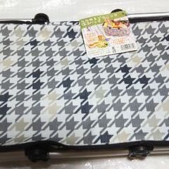 〈未使用&新品〉キャンプや海水浴場にいかが？レジャーチェア等、アウトドア6点セットの画像