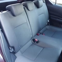 日常使いに便利なハイブリッド車！！の画像