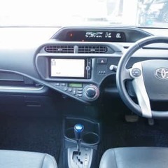 日常使いに便利なハイブリッド車！！