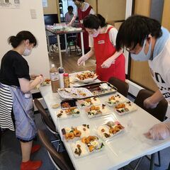 8月20日(土)正午から「こども食堂きぼう」をします。お弁当を作...