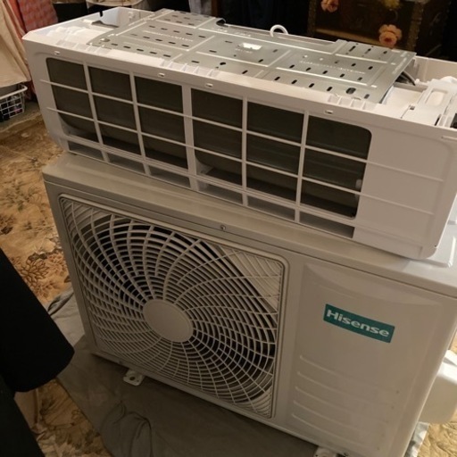 極美品　??早い者勝ち??14畳エアコンHisense  HA-S40D2E9-W
