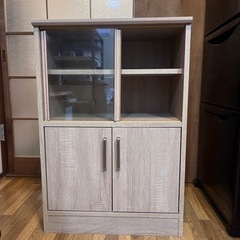 【お譲りします】カップボード　美品　500円