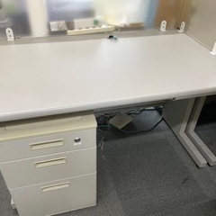 【値下げ】オフィスデスク　事務机