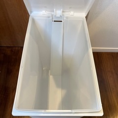 トンボ ゴミ箱 45L 日本製 プッシュタイプ ペダル式 ホワイト ユニード 新輝合成 45Sの画像