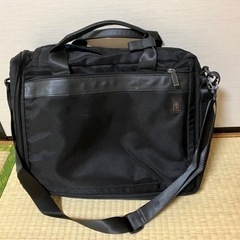 取引中【再値下げ】バッグ　4WAY  ビジネスバッグ　ブラックの画像