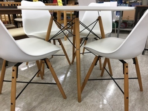 丸テーブルダイニングセット　オシャレ！