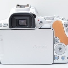 希少カラー●初心者向け●Wi-Fi内蔵●キャノン EOS kiss X9 1ヶ月動作補償あり！ 安心のゆうパック代引き発送！ 送料、代引き手数料無料！の画像