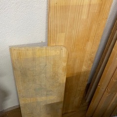 焚き火用薪にいかが？　2×4材　棚板材　差し上げます。の画像