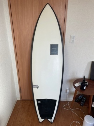 ヘイデンシェイプ　5.8  フィン付き