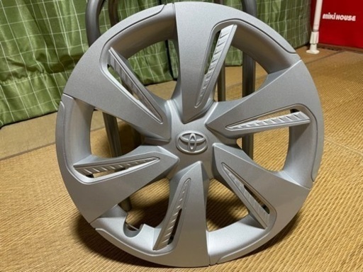 トヨタシエンタ　純正ホイールキャップ