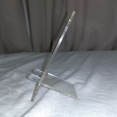スマホ卓上スタンドを有効活用してくれる方を探しています。の画像