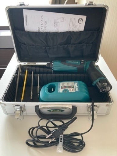 【中古】makitaマキタ 充電式ペンドライバドリル DF010D　