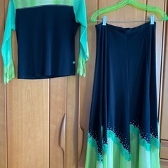 社交ダンスドレス　黒/緑ツーピースの画像