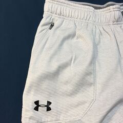 2F-299 新品 UNDER ARMOUR アンダーアーマー　ロングパンツ　ジャージ　裏起毛　コールドギア　あったか グレー Mサイズ(USAサイズ)の画像