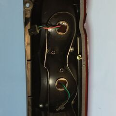 2F-445 中古 バレンティ　VALENTI　851101Ｌ　LEDテールランプ　ハイエース　200系　左のみ ライト部49.5㎝の画像