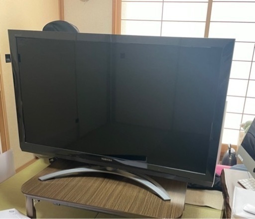 テレビ42型