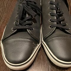 【値下げ】ハワイで購入したスニーカー　１６０００円くらい