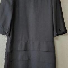 黒のワンピース