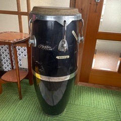 ラテン　パーカッション