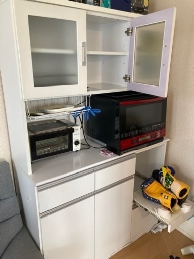 食器棚