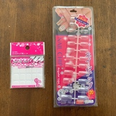 ネイルチップとシールセット