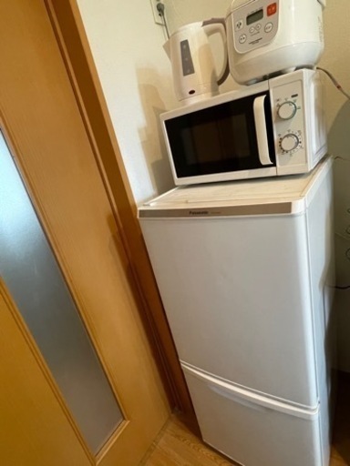 冷蔵庫、電子レンジ、ケトル、炊飯器4点セット