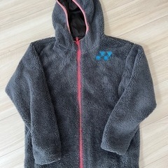 ヨネックス　リバーシブルダウンの画像