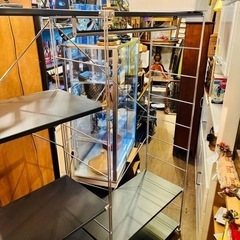 【売約済み】　無印　MUJI 良品　良品計画　ユニットシェルフ　スチールユニットシェルフ　棚　ラック　ワイヤーラック　スチールラック　収納家具　壁面収納　ダークグレー　マット　検　艶消し　限定　廃盤　ハンガーラック　衣類収納　壁面収納　壁面　壁　洋服掛け　　の画像