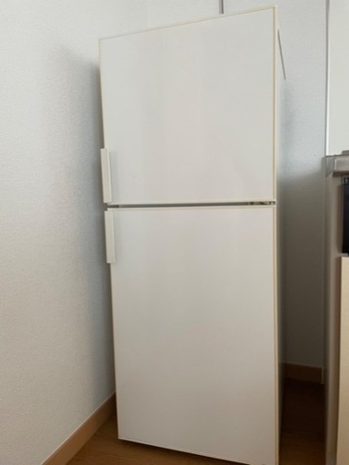 無印良品　ノンフロン電気冷蔵庫　137L 型番AMJ-14D 2014年式
