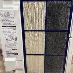 SHARP プラズマクラスター25000 加湿空気清浄機　KI-GX75の画像