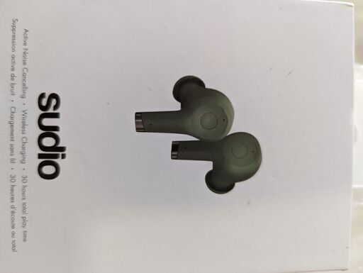 ワイヤレスイヤホン