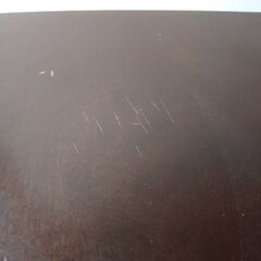 ダイニングテーブルの画像